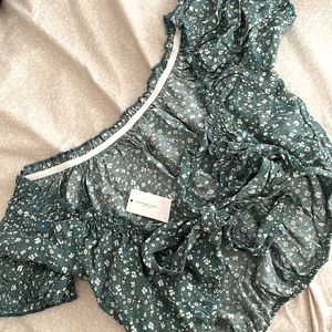 American eagle crop top